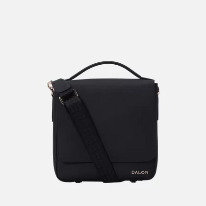 Allure Classic Messenger