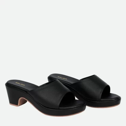 Boxy Heeled sandals