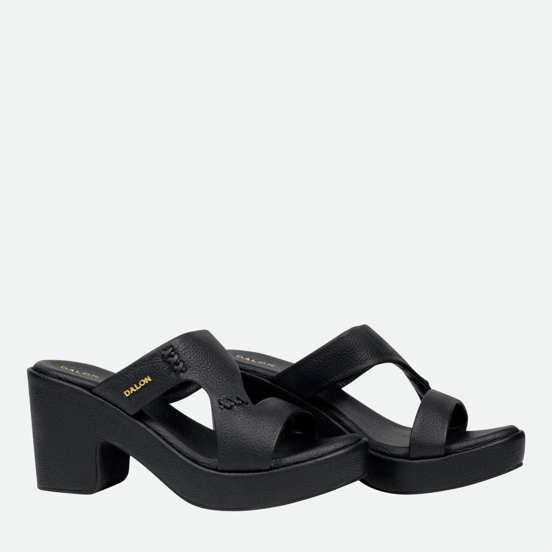 Evy Heeled slides